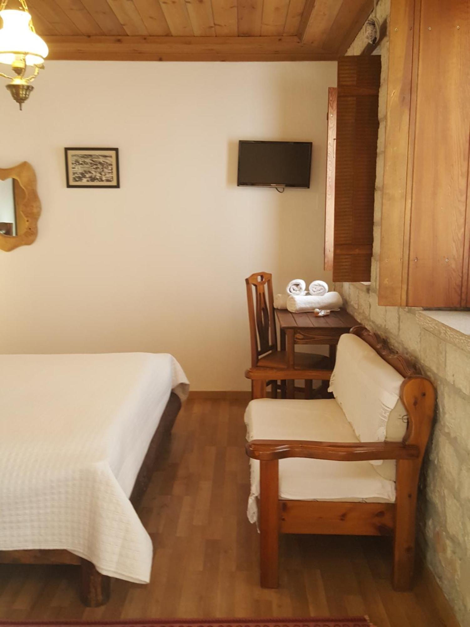 Hotel Gjirokastra Exteriér fotografie