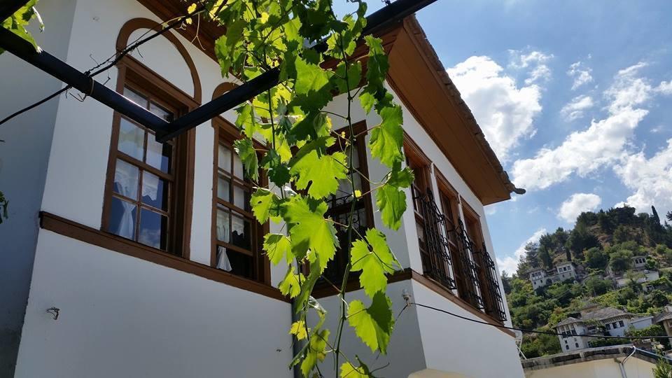 Hotel Gjirokastra Exteriér fotografie