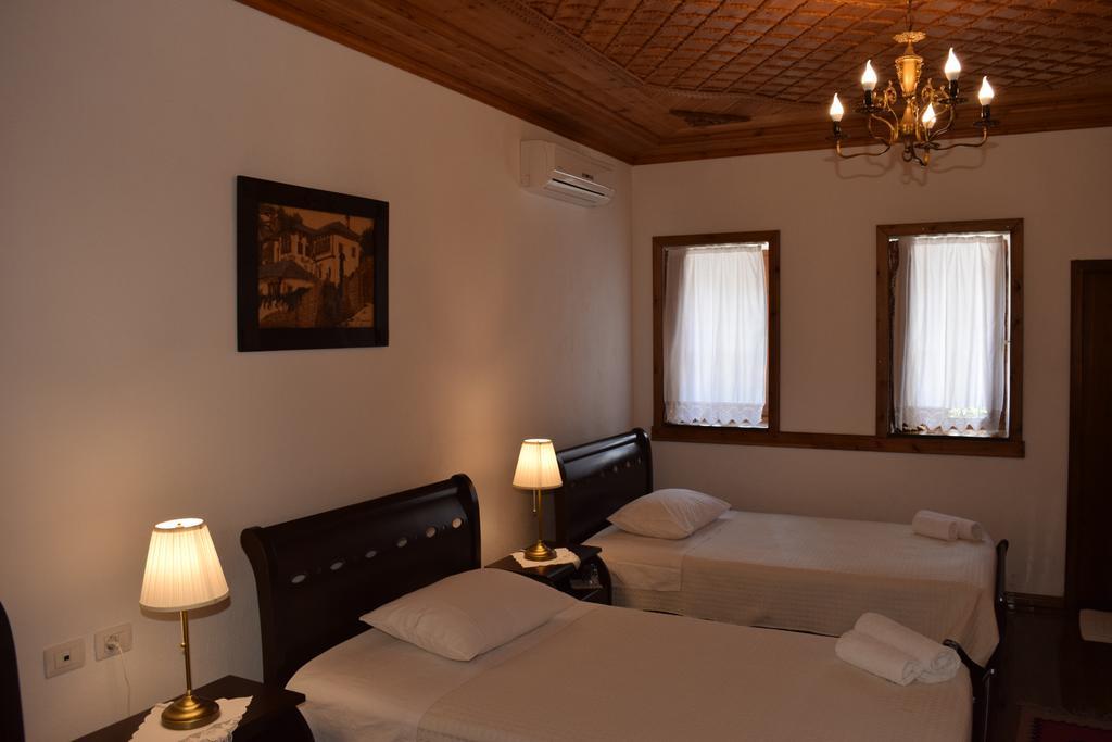 Hotel Gjirokastra Exteriér fotografie
