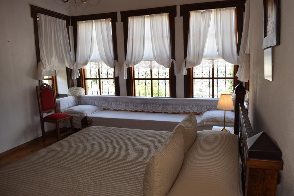 Hotel Gjirokastra Exteriér fotografie