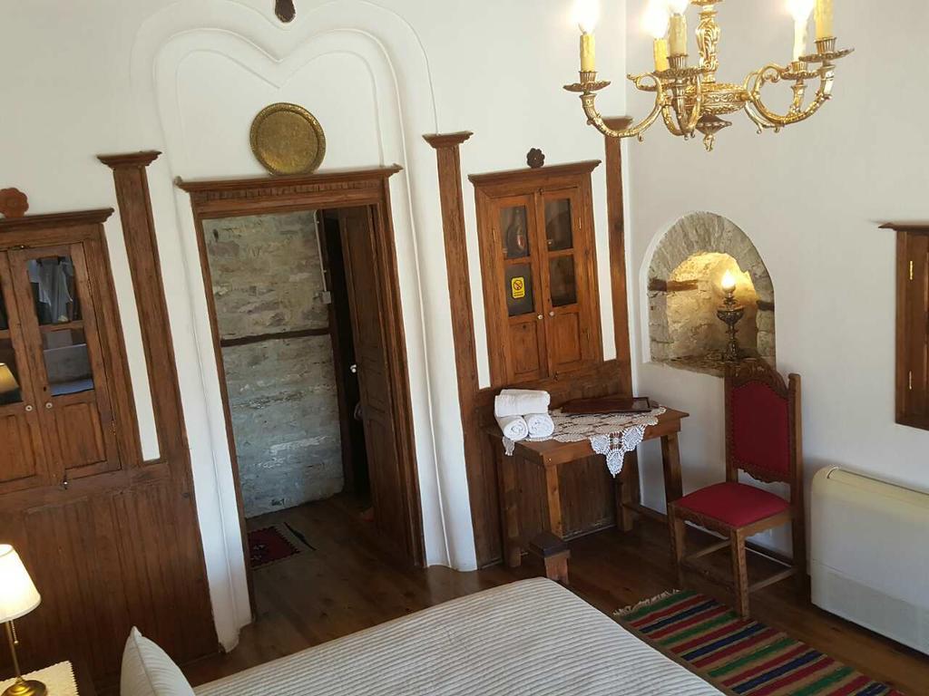 Hotel Gjirokastra Exteriér fotografie
