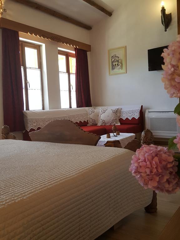 Hotel Gjirokastra Exteriér fotografie