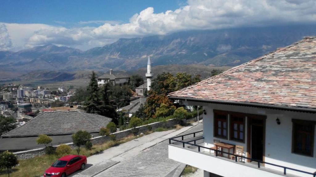 Hotel Gjirokastra Exteriér fotografie